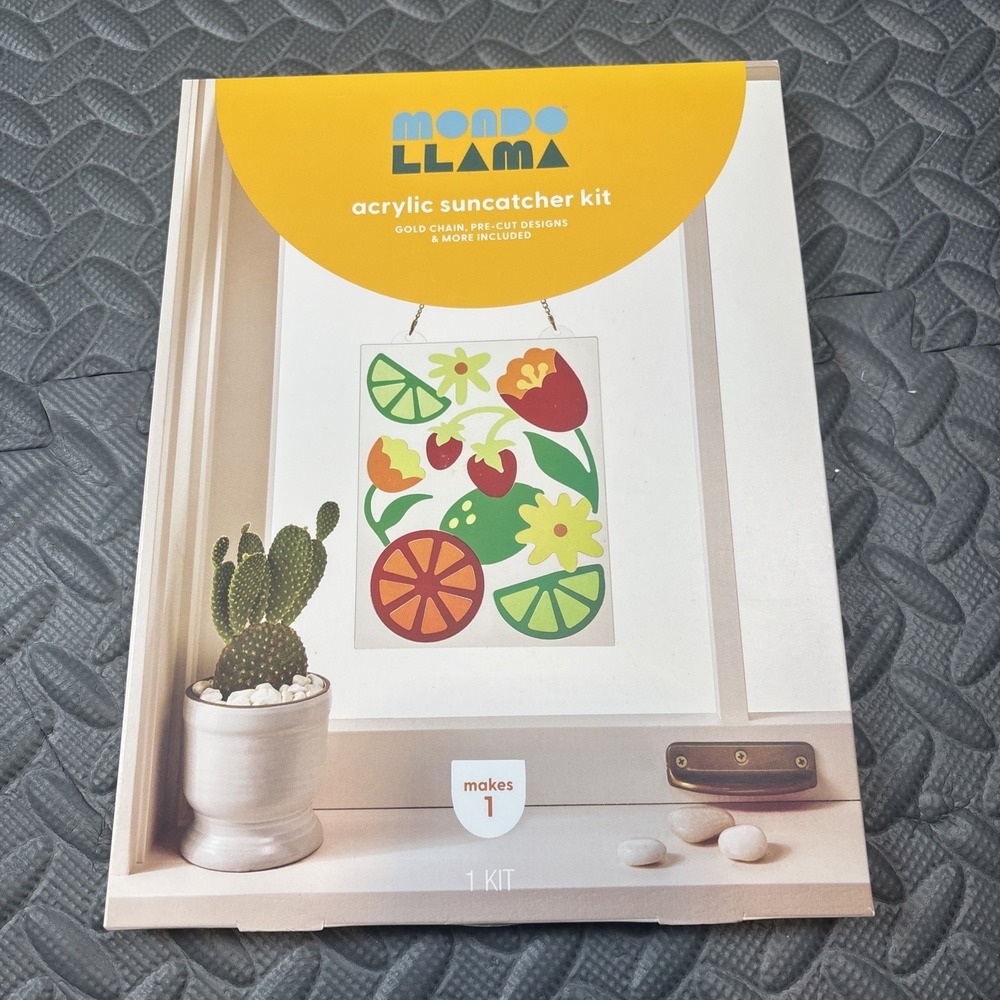 Fruit‎ Acrylic Suncatcher Craft Kit - Mondo Llama, New